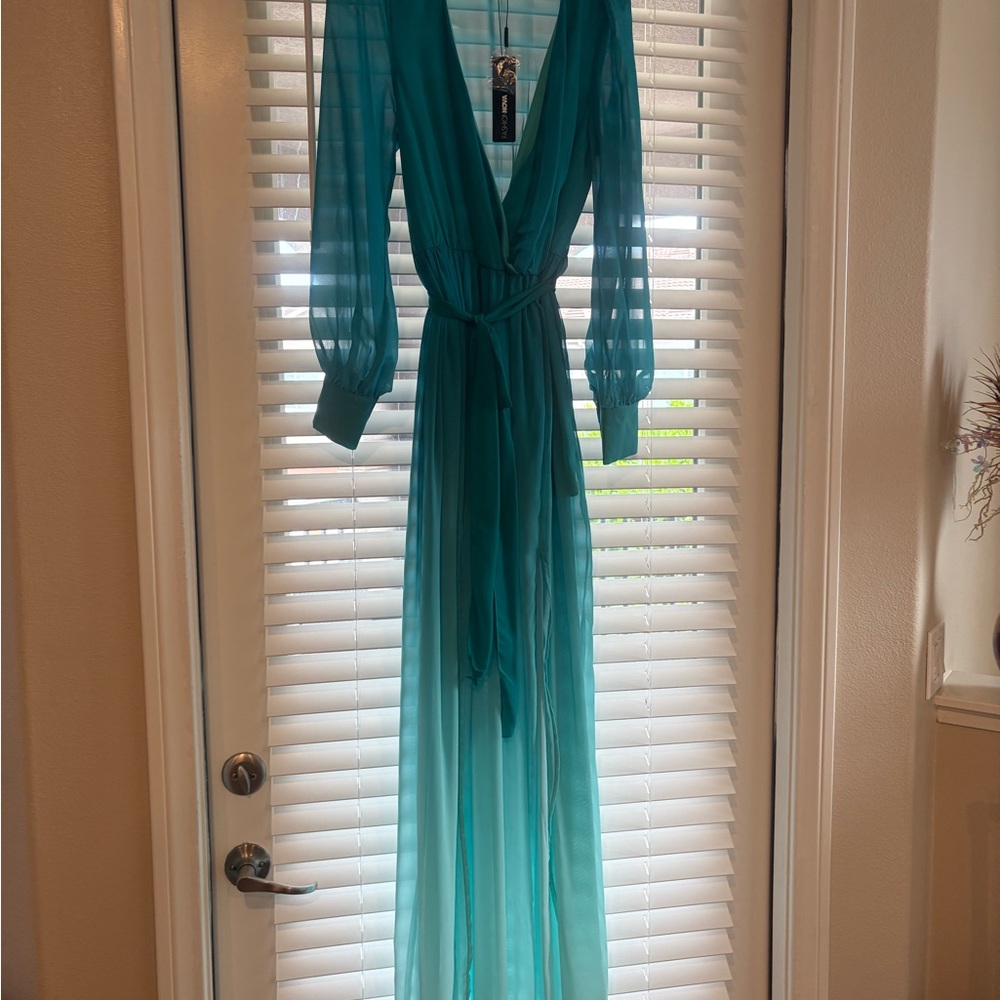 Elegant Teal Ombre Maxi Dress - Picture 13 of 16